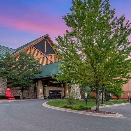 Three Bears Resort Waterpark Near Tomah Ascend Collection Warrens 外观 照片