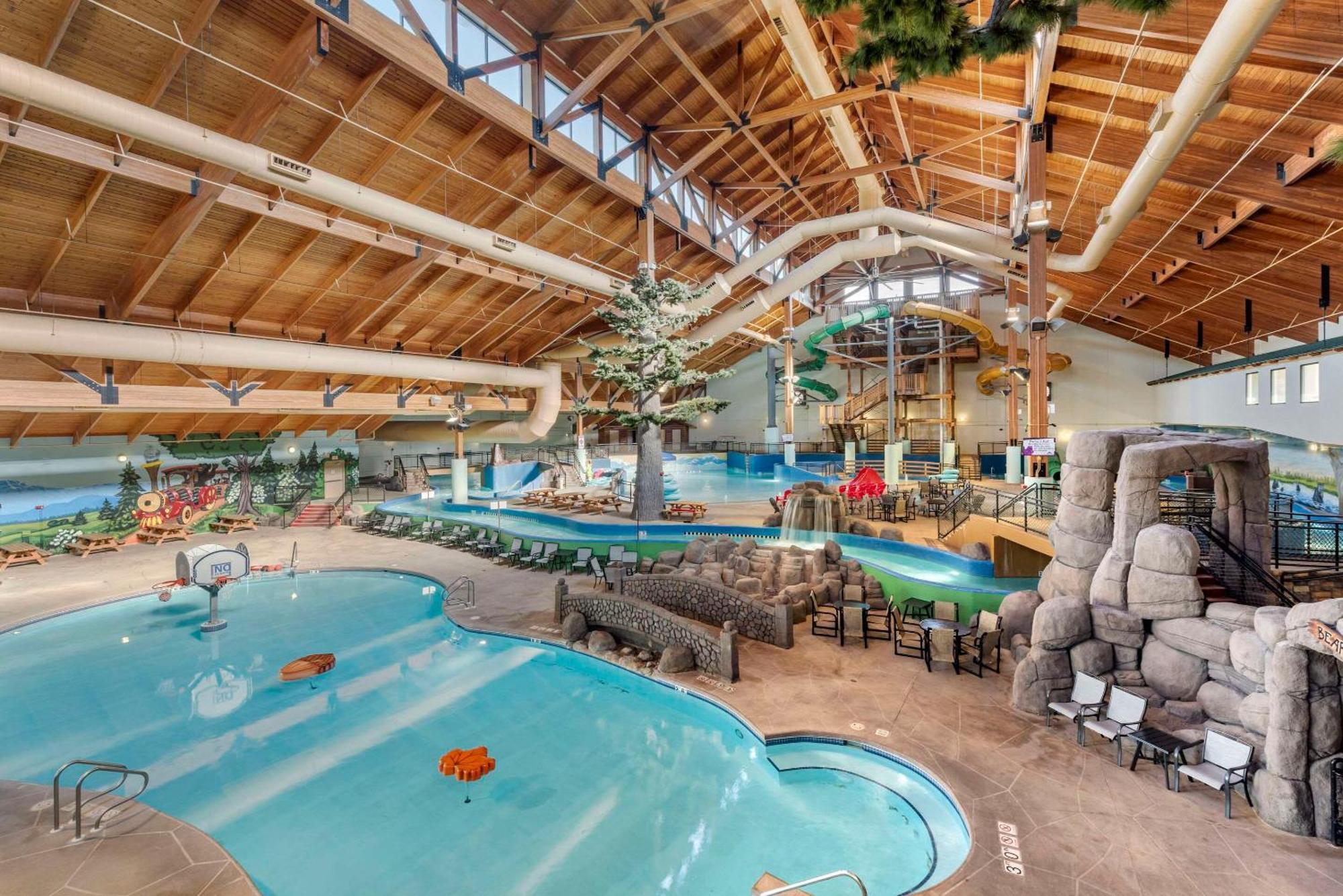 Three Bears Resort Waterpark Near Tomah Ascend Collection Warrens 外观 照片