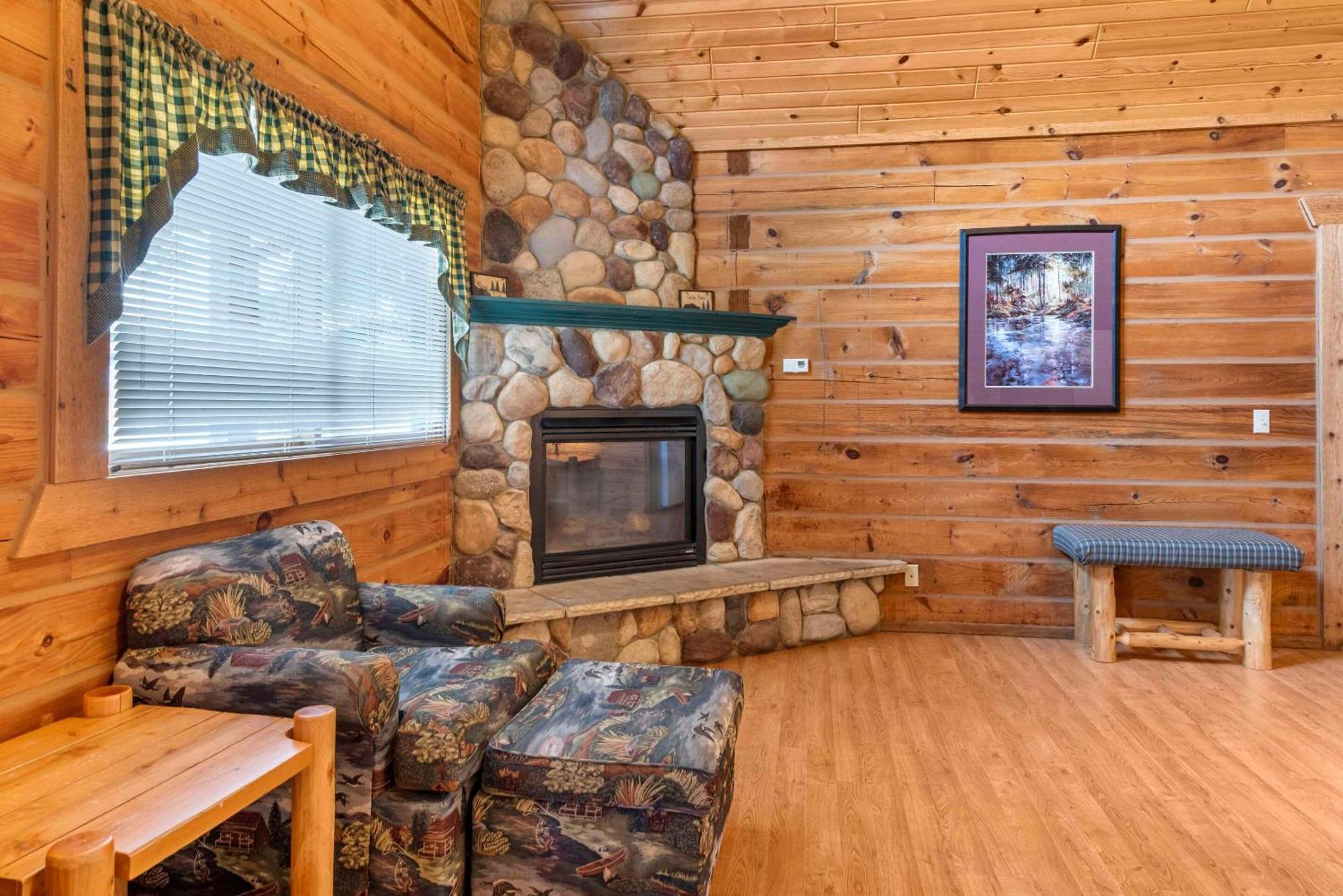 Three Bears Resort Waterpark Near Tomah Ascend Collection Warrens 外观 照片